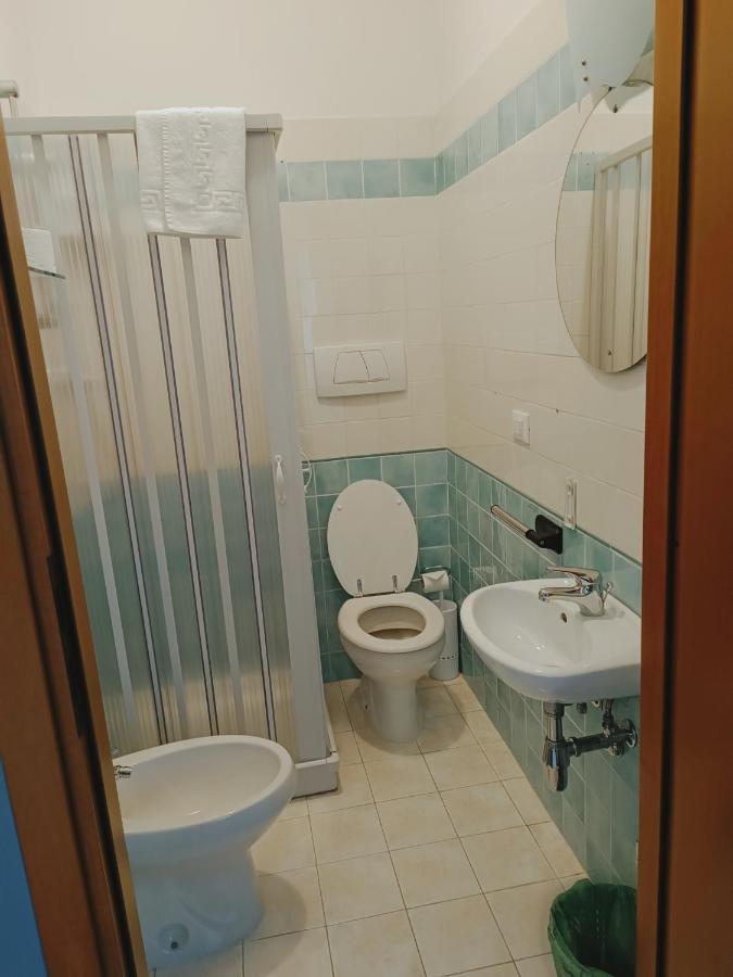 Locanda Zona Franca San Benedetto del Tronto Esterno foto